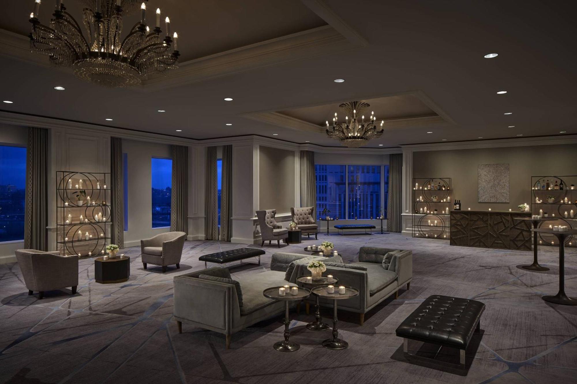 Отель The Ritz-Carlton, Кливленд Экстерьер фото
